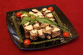  Роллы из жареных баклажан с сыром Дор-Блю