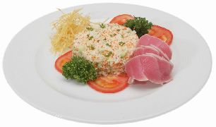 салаты маринованный тунец с крабом